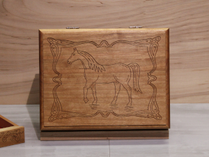 Horse-Jewelry-Box-01-300x225-1.jpg